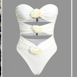 3D Flower cut out One piece Swimsuit